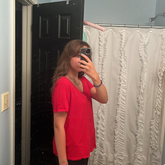 Old Navy Red V-Neck T Shirt - Picture 7 of 8